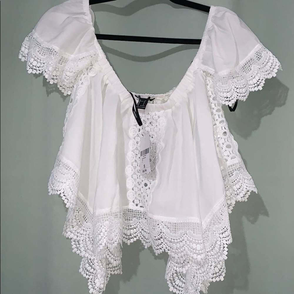 Forget21 - off the shoulder top - NWT